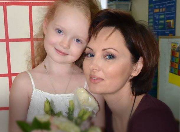 9-летняя дочь Елены Ксенофонтовой впервые сыграла в спектакле