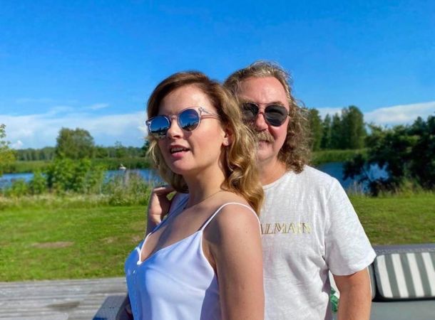 Игорь Николаев обратился к жене на фоне слухов о разводе