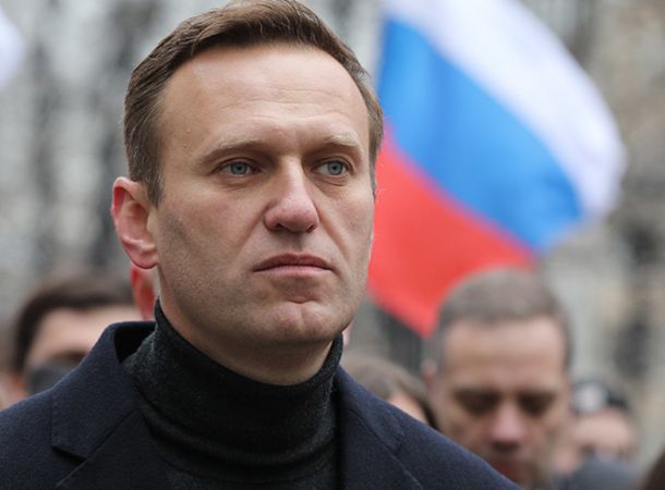 Алексей Навальный попал в реанимацию и подключен к аппарату ИВЛ