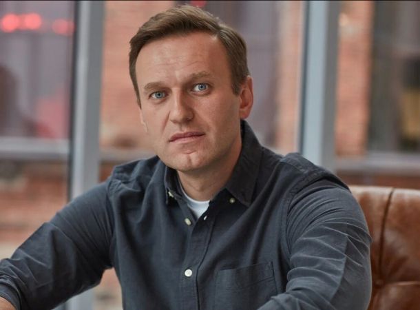 Немецкие медики назвали состояние Алексея Навального "стабильно тяжелым"