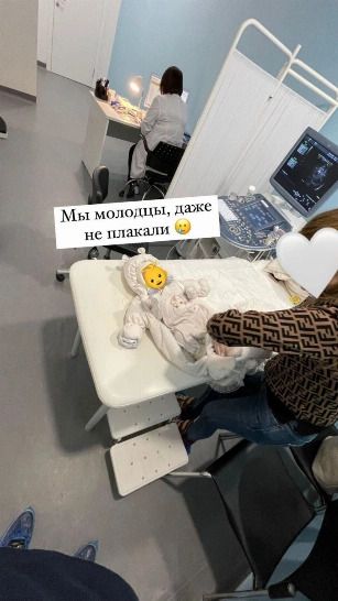 Арсений Шульгин показал отважную дочь на приеме у врача