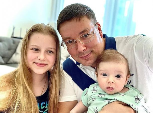 Андрей Чуев решил познакомить своих детей от разных жен