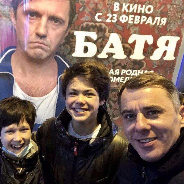 Игорь Петренко показал подросших сыновей от Екатерины Климовой