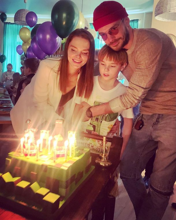 Елизавета Боярская и Максим Матвеев показали старшего сына в честь его праздника