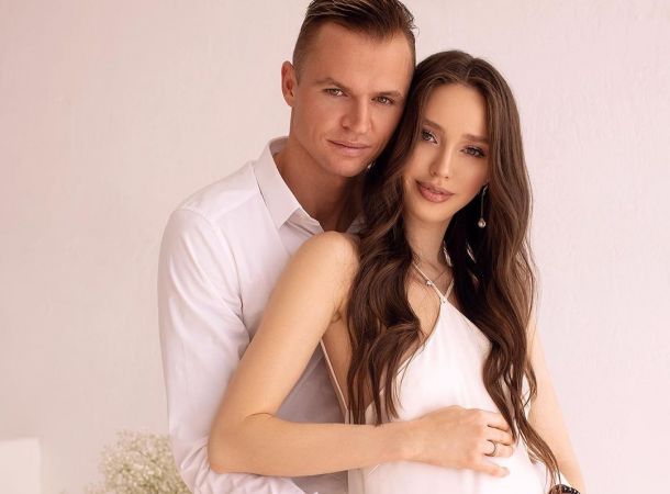 Анастасия Костенко и Дмитрий Тарасов рассекретили пол будущего ребенка