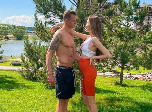Анастасия Костенко и Дмитрий Тарасов продемонстрировали интимную сцену