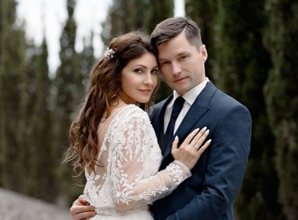 Муж Анастасии Макеевой поделился первым фото с венчания