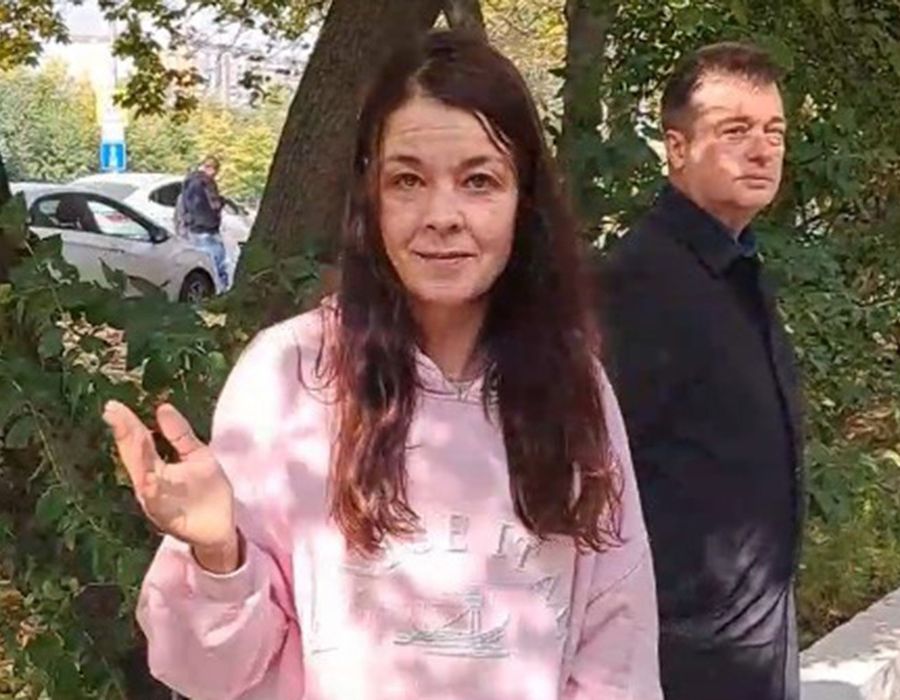 Брат Юлии Захаровой объяснил её странное поведение на похоронах Гришечкина